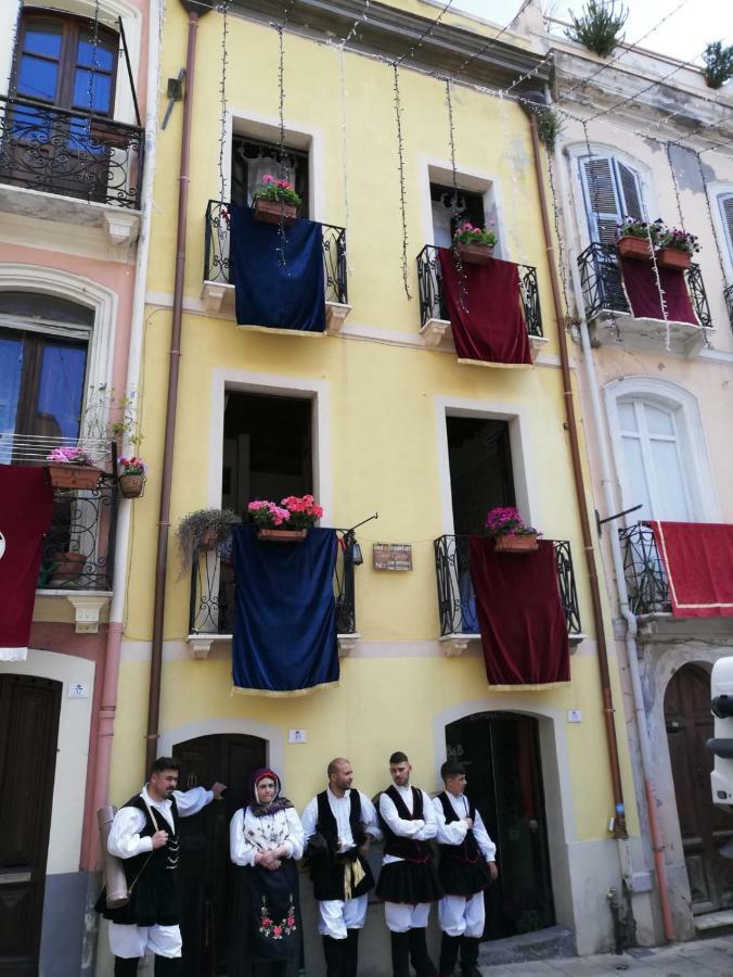 Sant Efisio Host 호텔 칼리아리 외부 사진